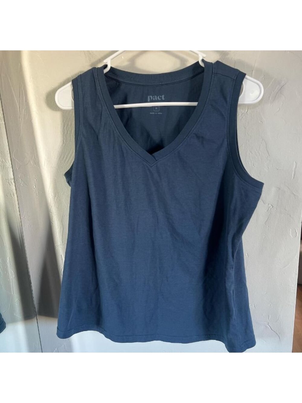 Pact Women's Blue/navy tank top